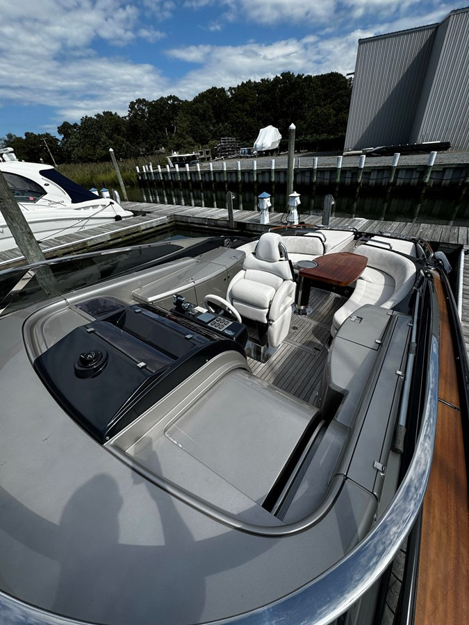 https://arconyachts.ams3.digitaloceanspaces.com/151557/conversions/large_4668655-optimize.jpg