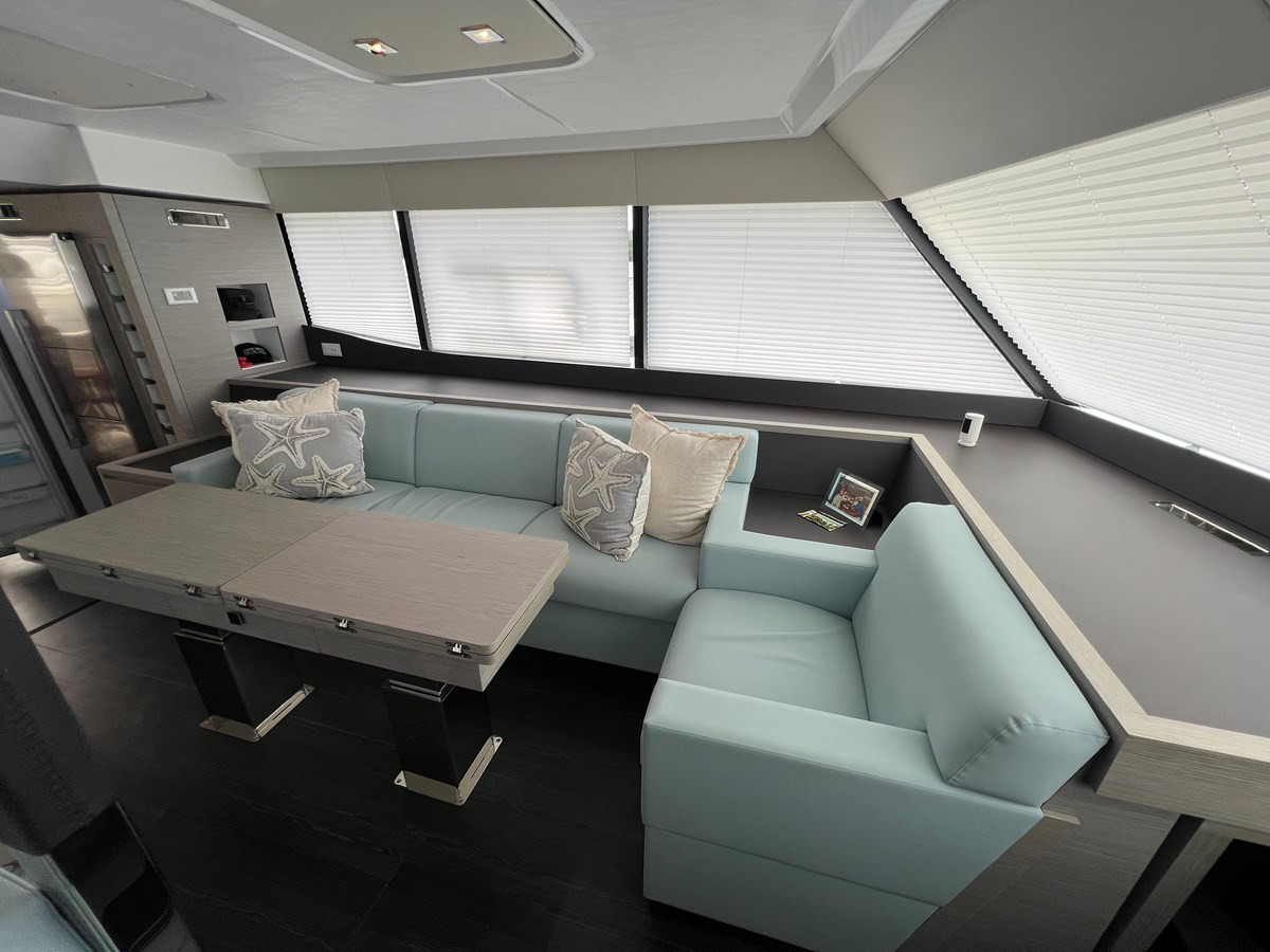 https://arconyachts.ams3.digitaloceanspaces.com/151613/conversions/large_4711370-optimize.jpg