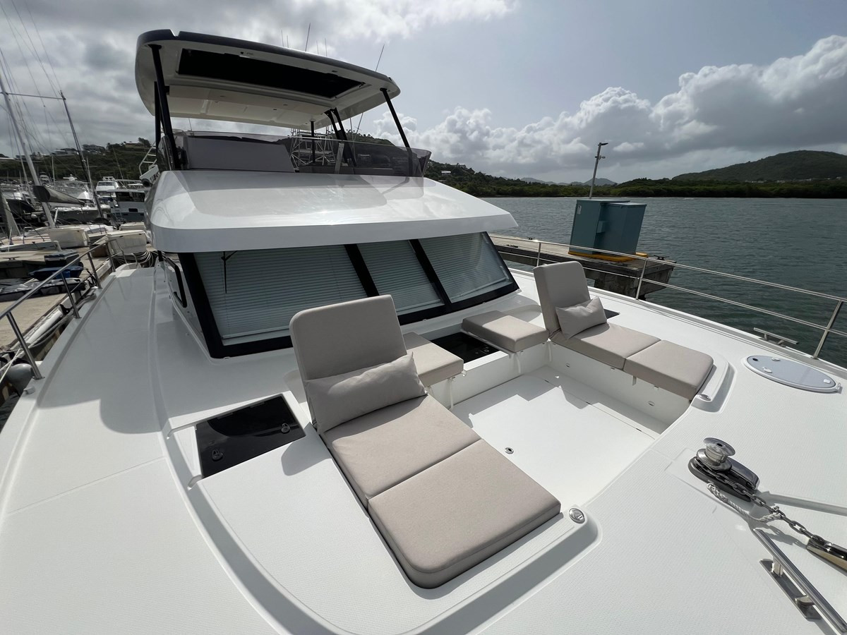 https://arconyachts.ams3.digitaloceanspaces.com/151665/conversions/large_4711390-optimize.jpg
