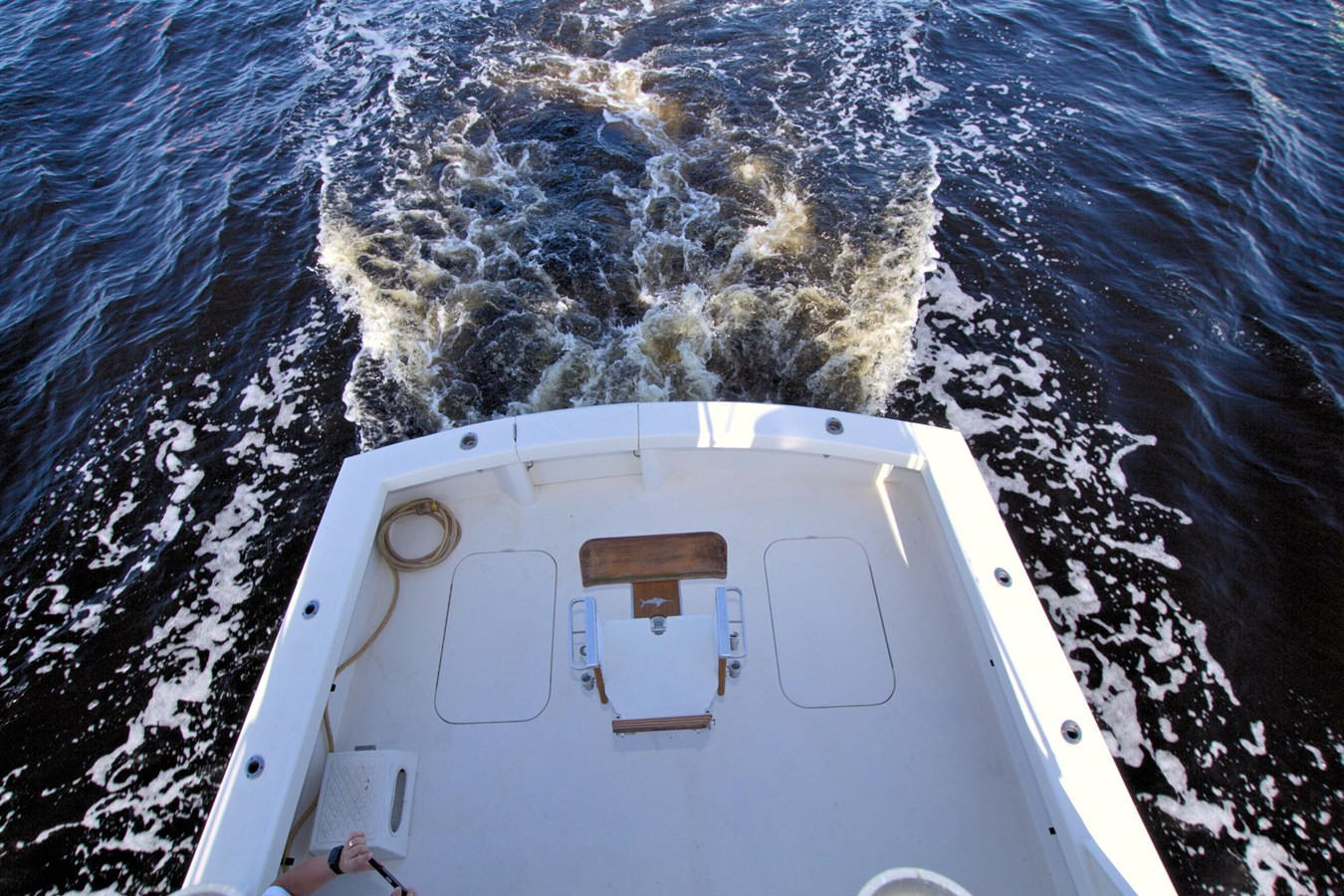 https://arconyachts.ams3.digitaloceanspaces.com/151684/conversions/large_4735805-optimize.jpg