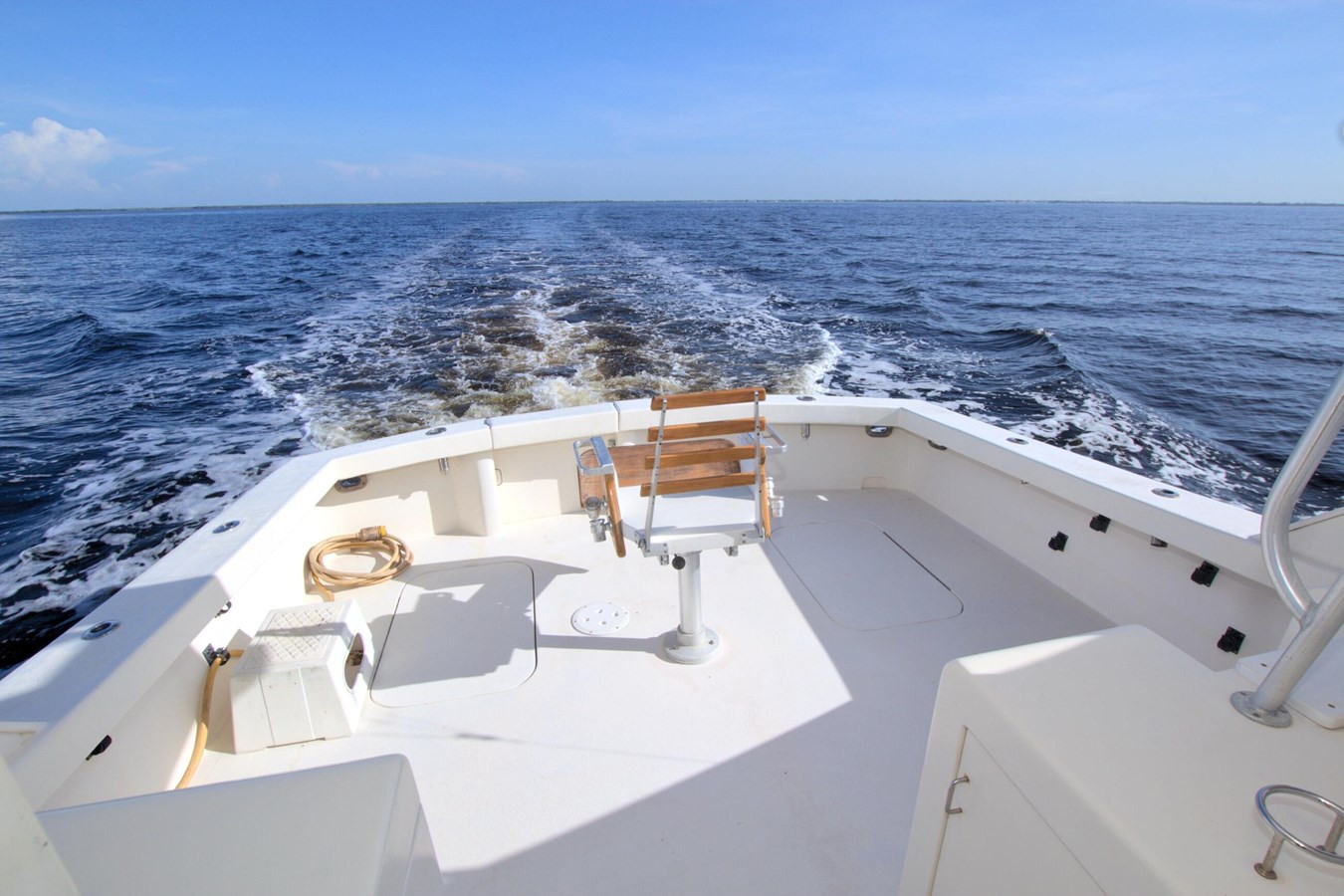 https://arconyachts.ams3.digitaloceanspaces.com/151686/conversions/large_4735806-optimize.jpg