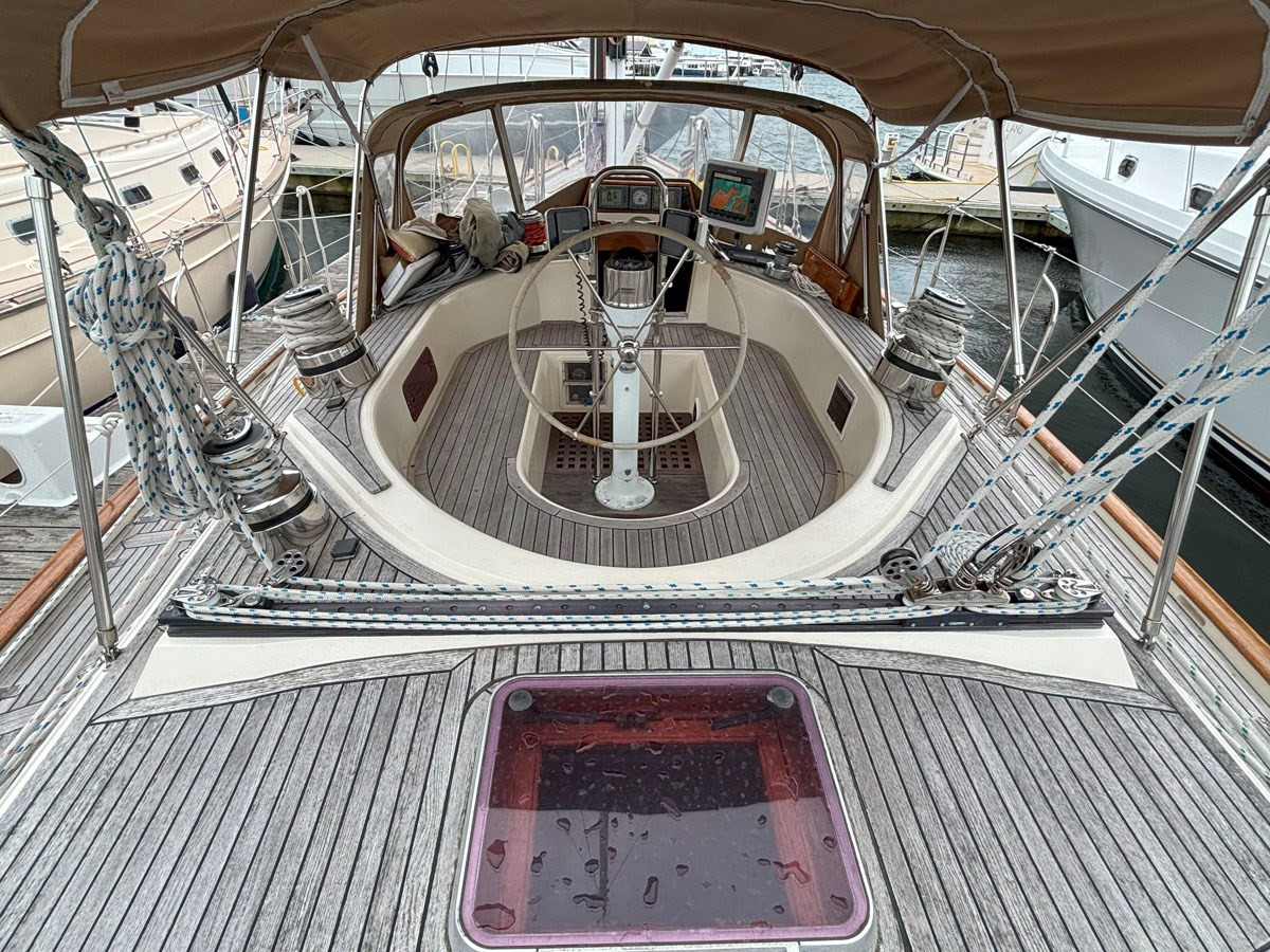 https://arconyachts.ams3.digitaloceanspaces.com/151693/conversions/large_4727902-optimize.jpg