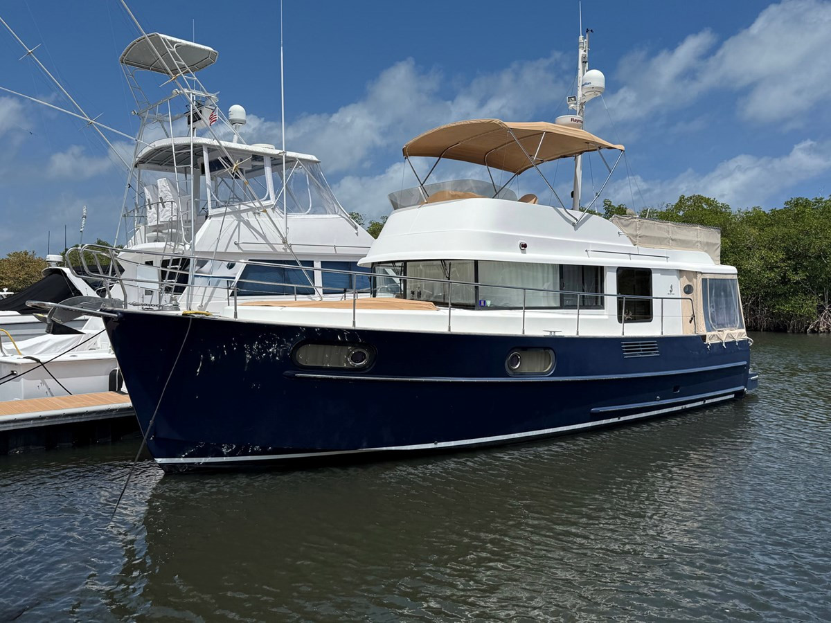 https://arconyachts.ams3.digitaloceanspaces.com/151768/conversions/large_4820725-optimize.jpg