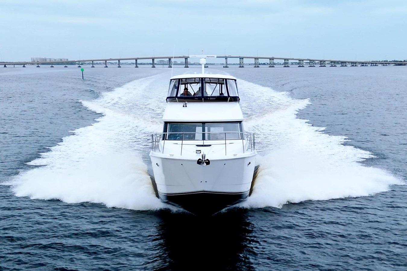 https://arconyachts.ams3.digitaloceanspaces.com/151859/conversions/large_4859176-optimize.jpg