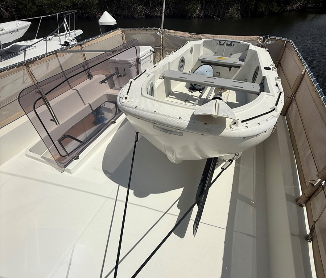https://arconyachts.ams3.digitaloceanspaces.com/151882/conversions/large_4820766-optimize.jpg