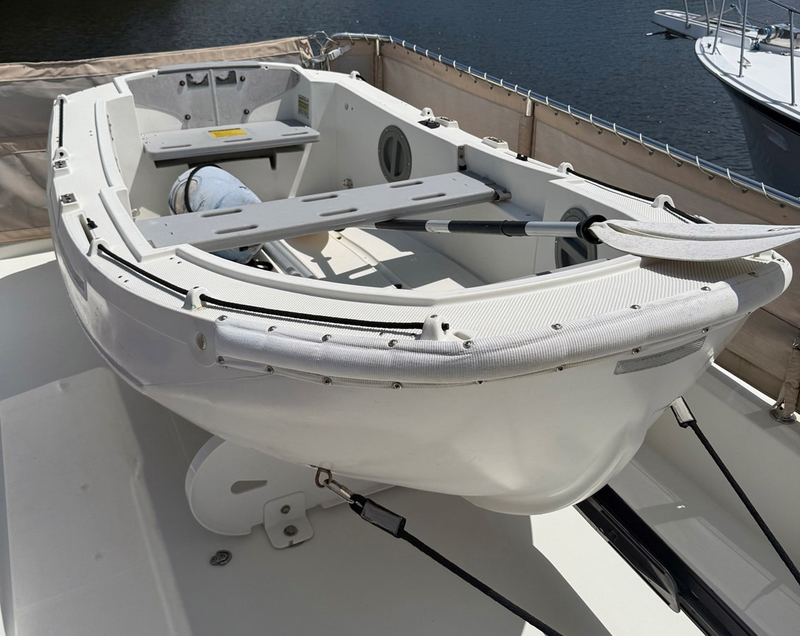 https://arconyachts.ams3.digitaloceanspaces.com/151885/conversions/large_4820767-optimize.jpg