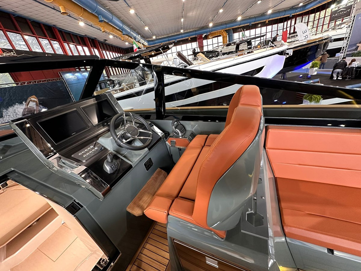 https://arconyachts.ams3.digitaloceanspaces.com/151908/conversions/large_4648775-optimize.jpg