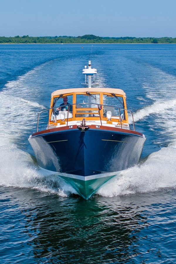 https://arconyachts.ams3.digitaloceanspaces.com/151938/conversions/large_4694614-optimize.jpg