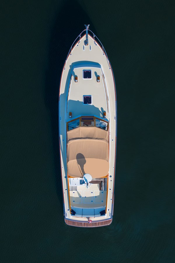 https://arconyachts.ams3.digitaloceanspaces.com/151941/conversions/large_4694613-optimize.jpg