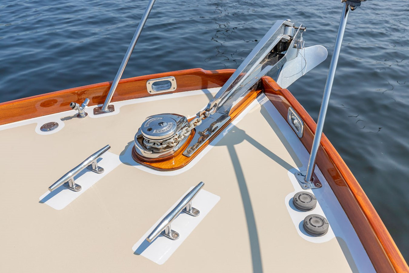 https://arconyachts.ams3.digitaloceanspaces.com/151944/conversions/large_4694618-optimize.jpg