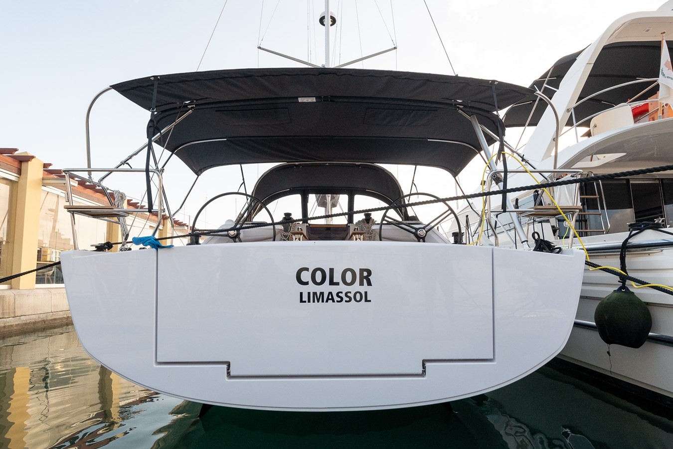 https://arconyachts.ams3.digitaloceanspaces.com/152133/conversions/large_4271262-optimize.jpg