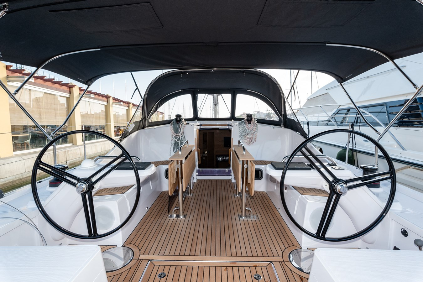 https://arconyachts.ams3.digitaloceanspaces.com/152144/conversions/large_4271266-optimize.jpg