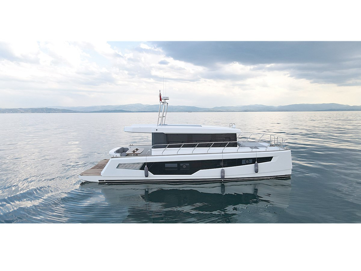 https://arconyachts.ams3.digitaloceanspaces.com/152223/conversions/large_4003008-optimize.jpg