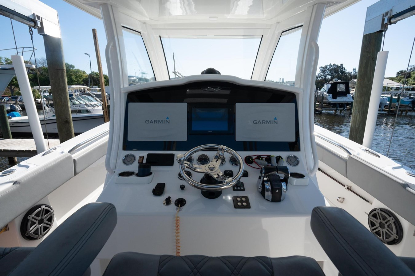 https://arconyachts.ams3.digitaloceanspaces.com/152411/conversions/large_4605706-optimize.jpg