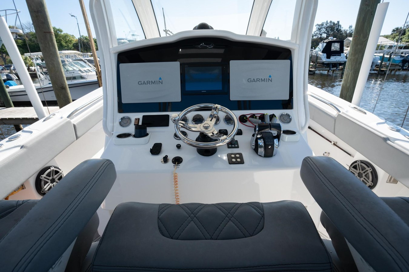 https://arconyachts.ams3.digitaloceanspaces.com/152414/conversions/large_4605707-optimize.jpg