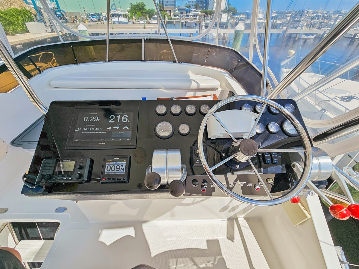 https://arconyachts.ams3.digitaloceanspaces.com/152416/conversions/large_4159061-optimize.jpg