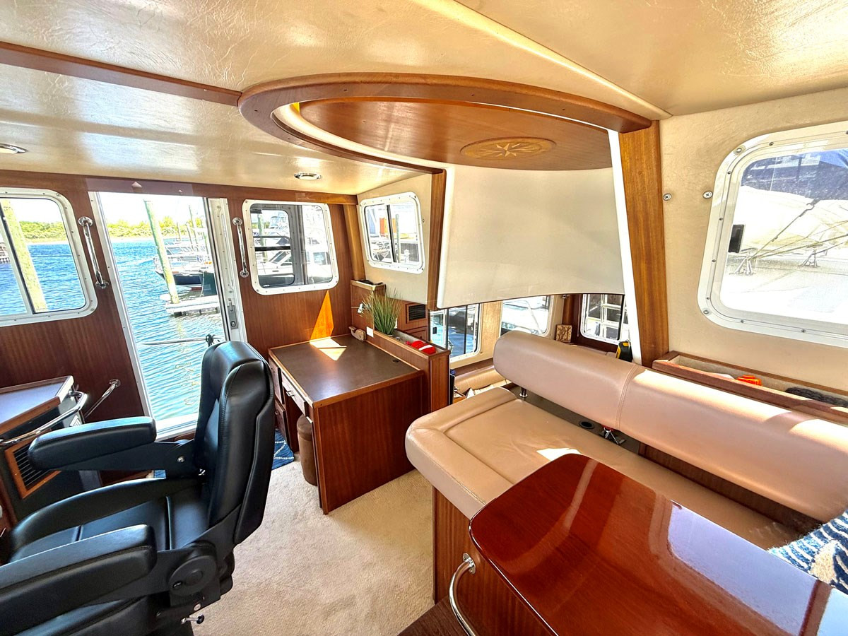 https://arconyachts.ams3.digitaloceanspaces.com/152469/conversions/large_4666927-optimize.jpg