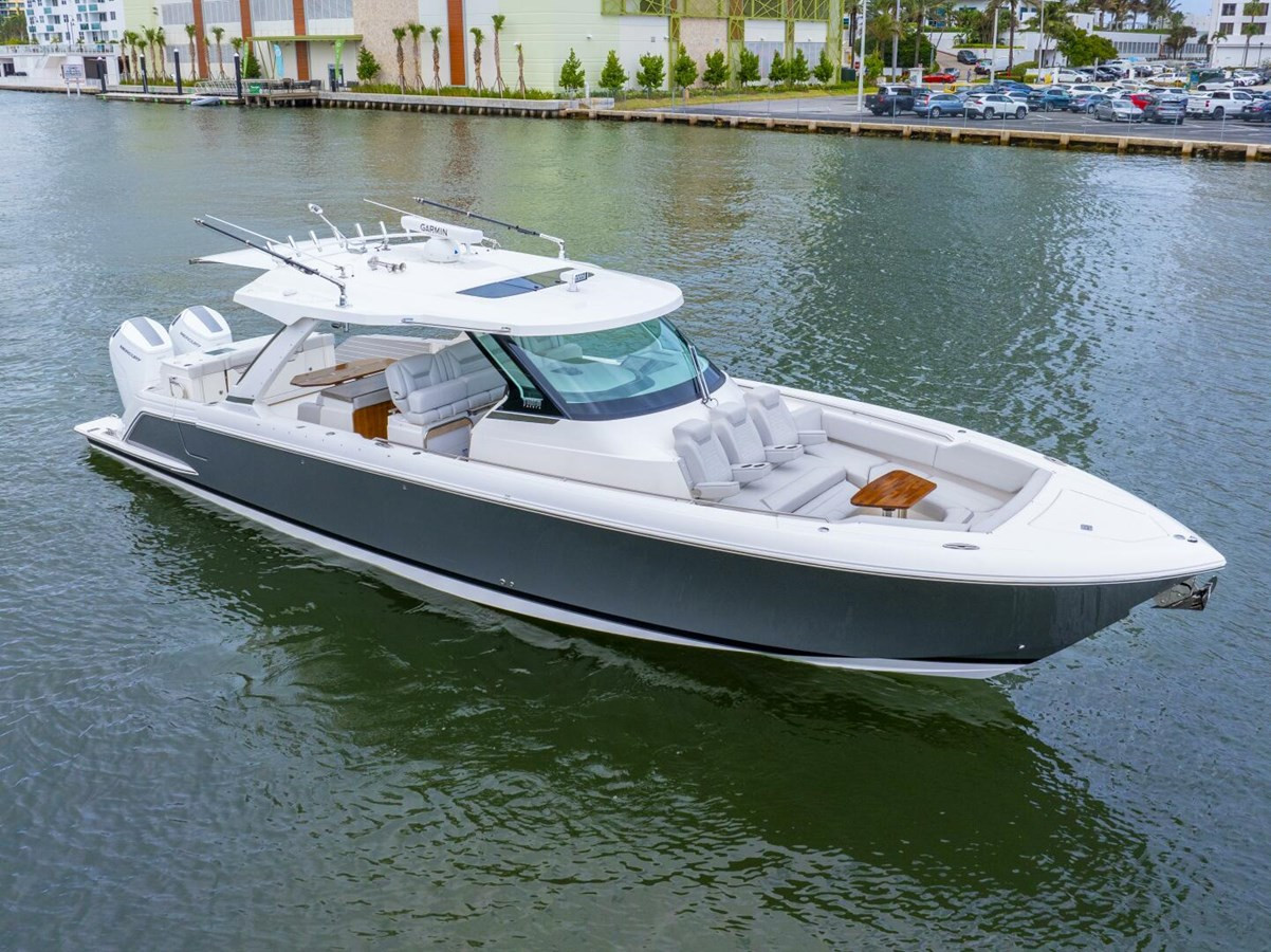 https://arconyachts.ams3.digitaloceanspaces.com/152480/conversions/large_4770799-optimize.jpg