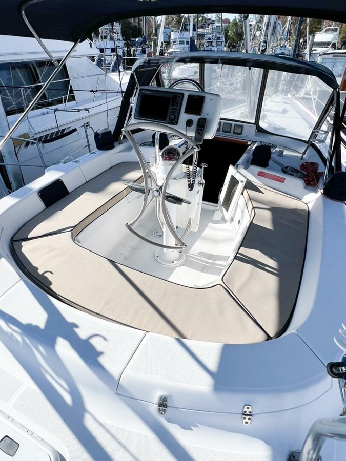 https://arconyachts.ams3.digitaloceanspaces.com/152610/conversions/large_4626620-optimize.jpg