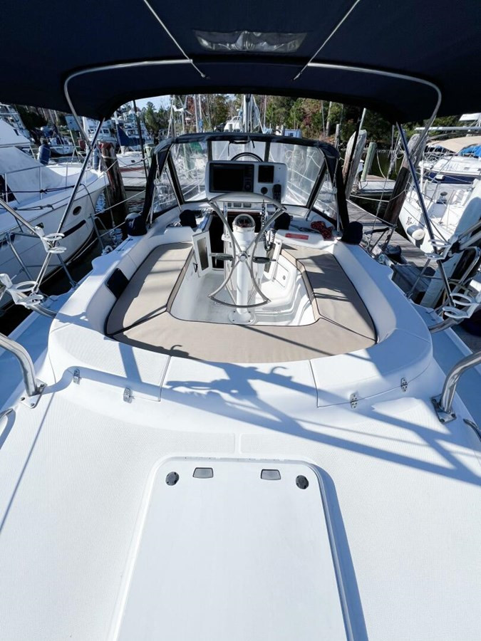 https://arconyachts.ams3.digitaloceanspaces.com/152613/conversions/large_4626621-optimize.jpg