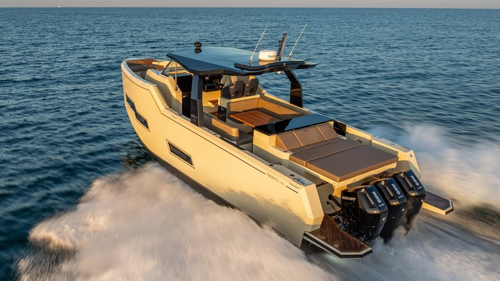 https://arconyachts.ams3.digitaloceanspaces.com/152675/conversions/large_4524470-optimize.jpg