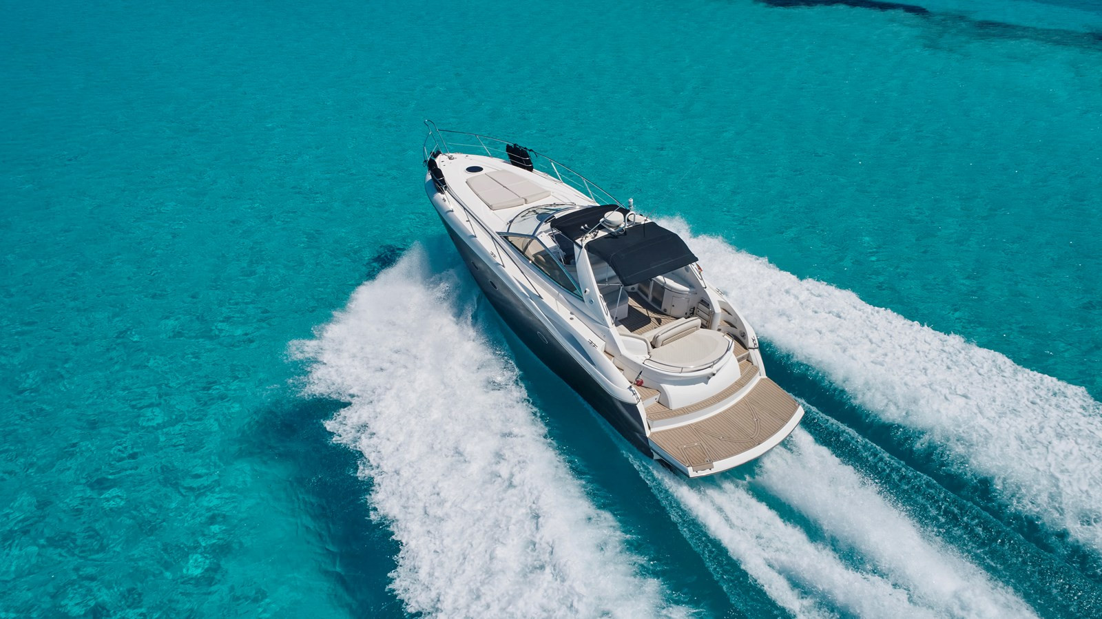 https://arconyachts.ams3.digitaloceanspaces.com/152787/conversions/large_4304609-optimize.jpg
