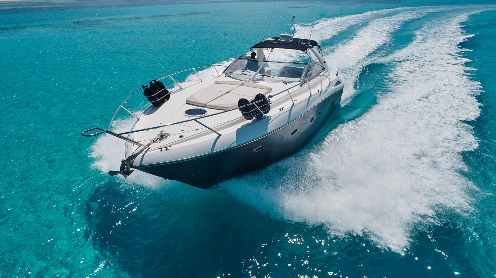 https://arconyachts.ams3.digitaloceanspaces.com/152789/conversions/large_4304611-optimize.jpg