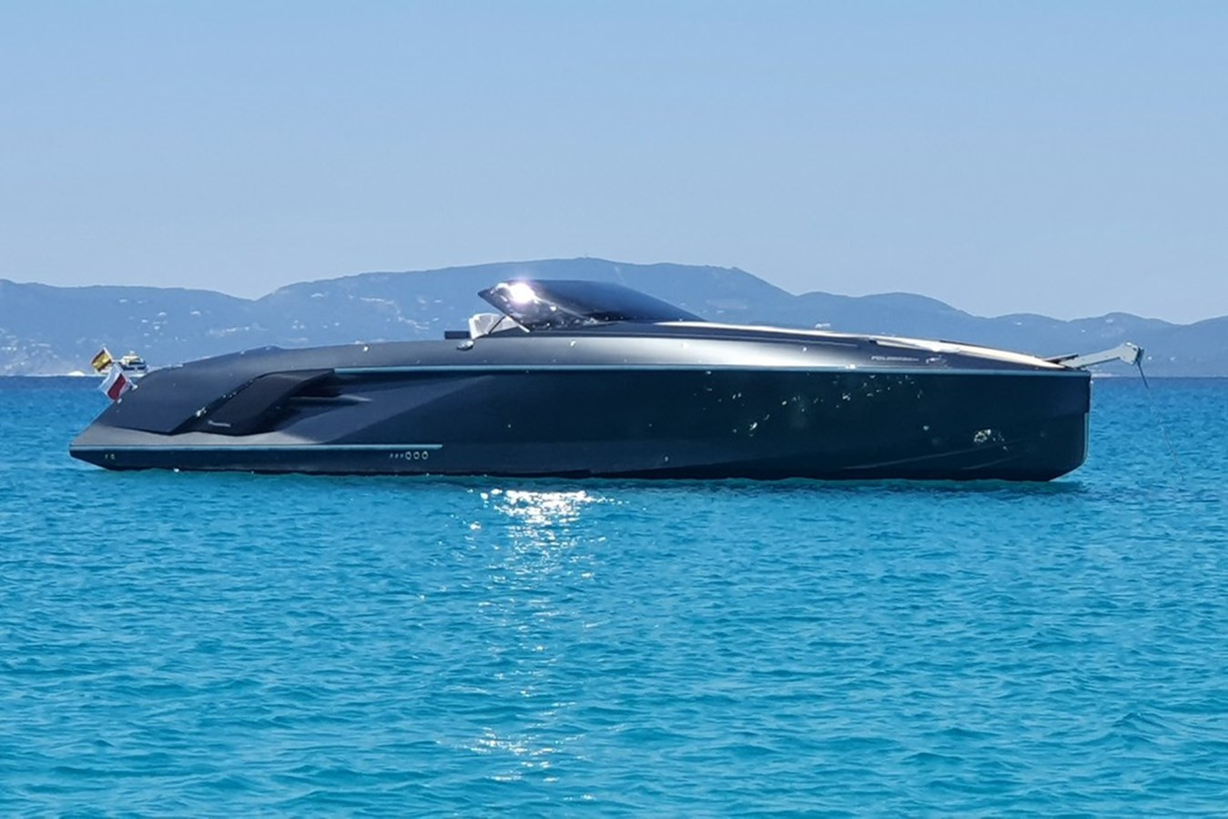 https://arconyachts.ams3.digitaloceanspaces.com/152790/conversions/large_4608545-optimize.jpg