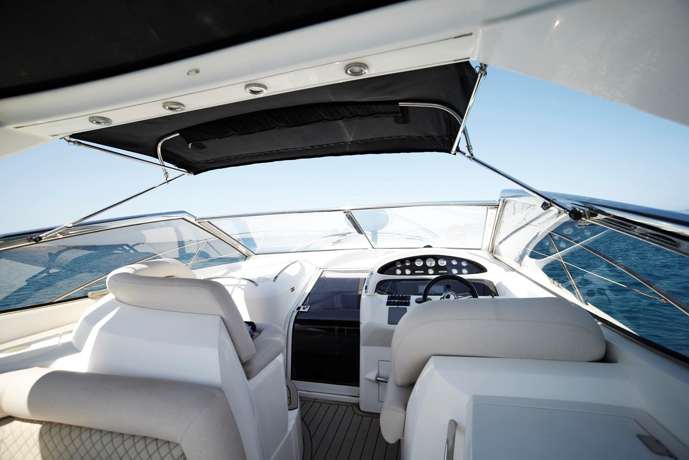 https://arconyachts.ams3.digitaloceanspaces.com/152804/conversions/large_4304627-optimize.jpg