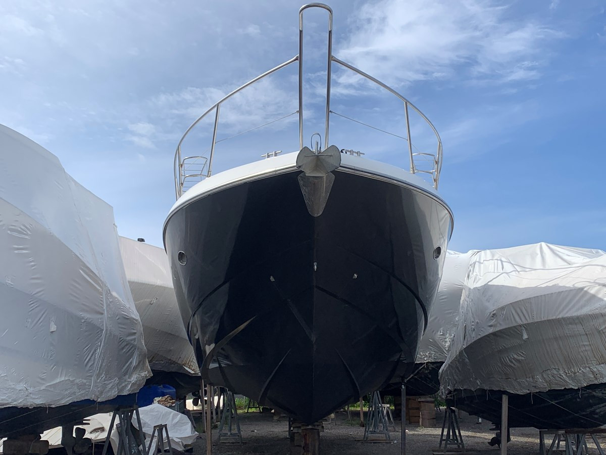 https://arconyachts.ams3.digitaloceanspaces.com/152857/conversions/large_4304670-optimize.jpg