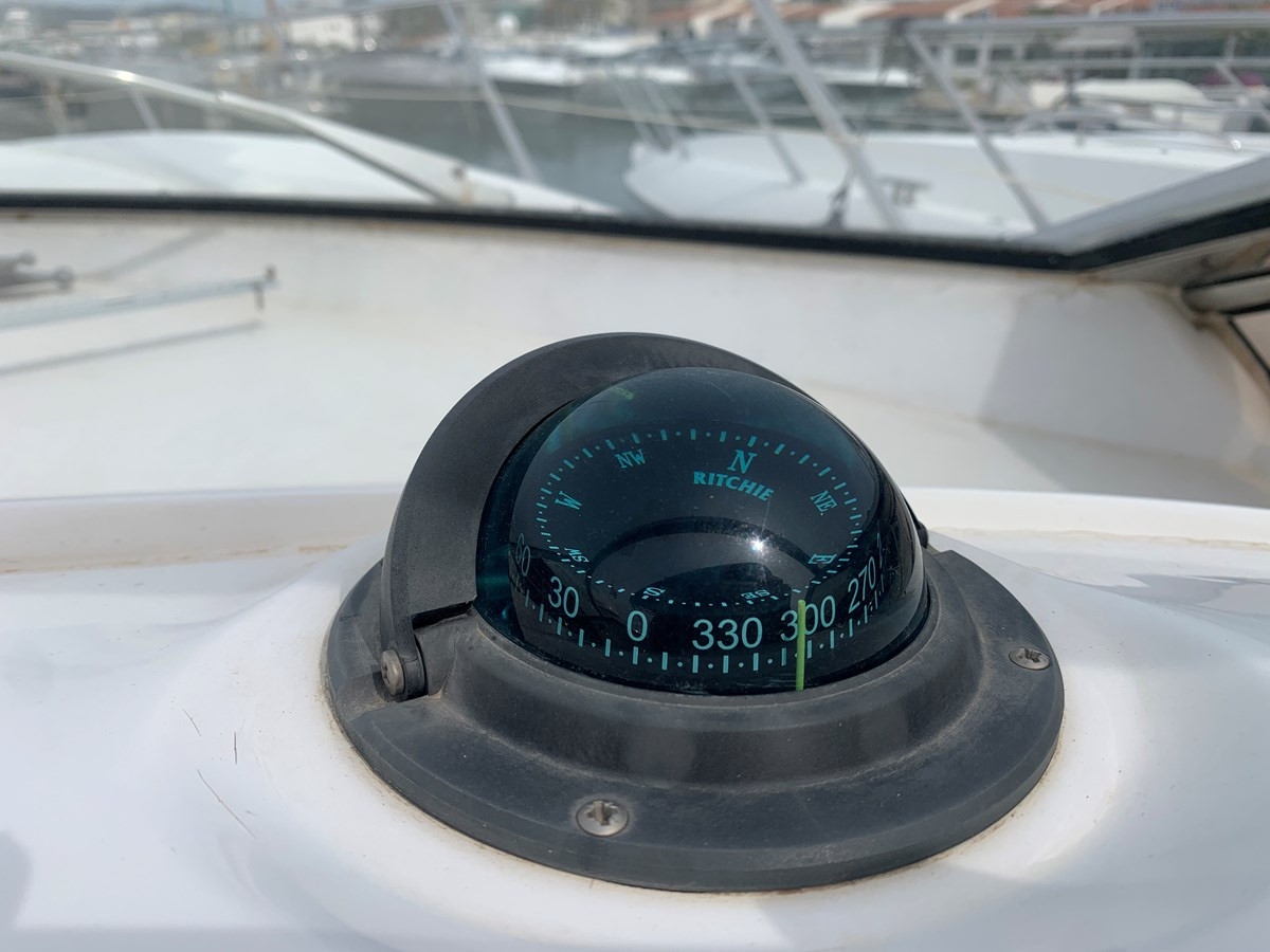 https://arconyachts.ams3.digitaloceanspaces.com/152881/conversions/large_4304700-optimize.jpg