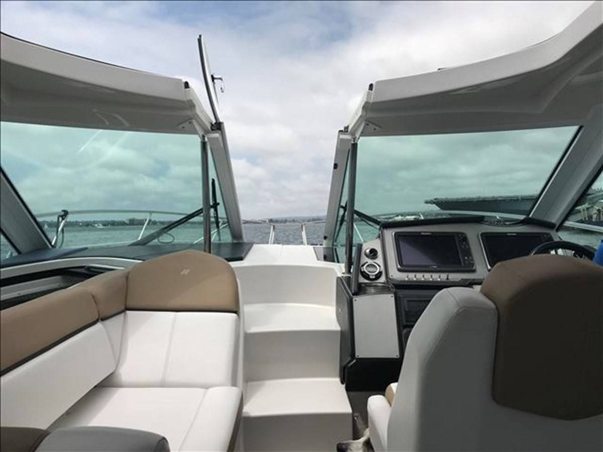 https://arconyachts.ams3.digitaloceanspaces.com/153146/conversions/large_2756033-optimize.jpg