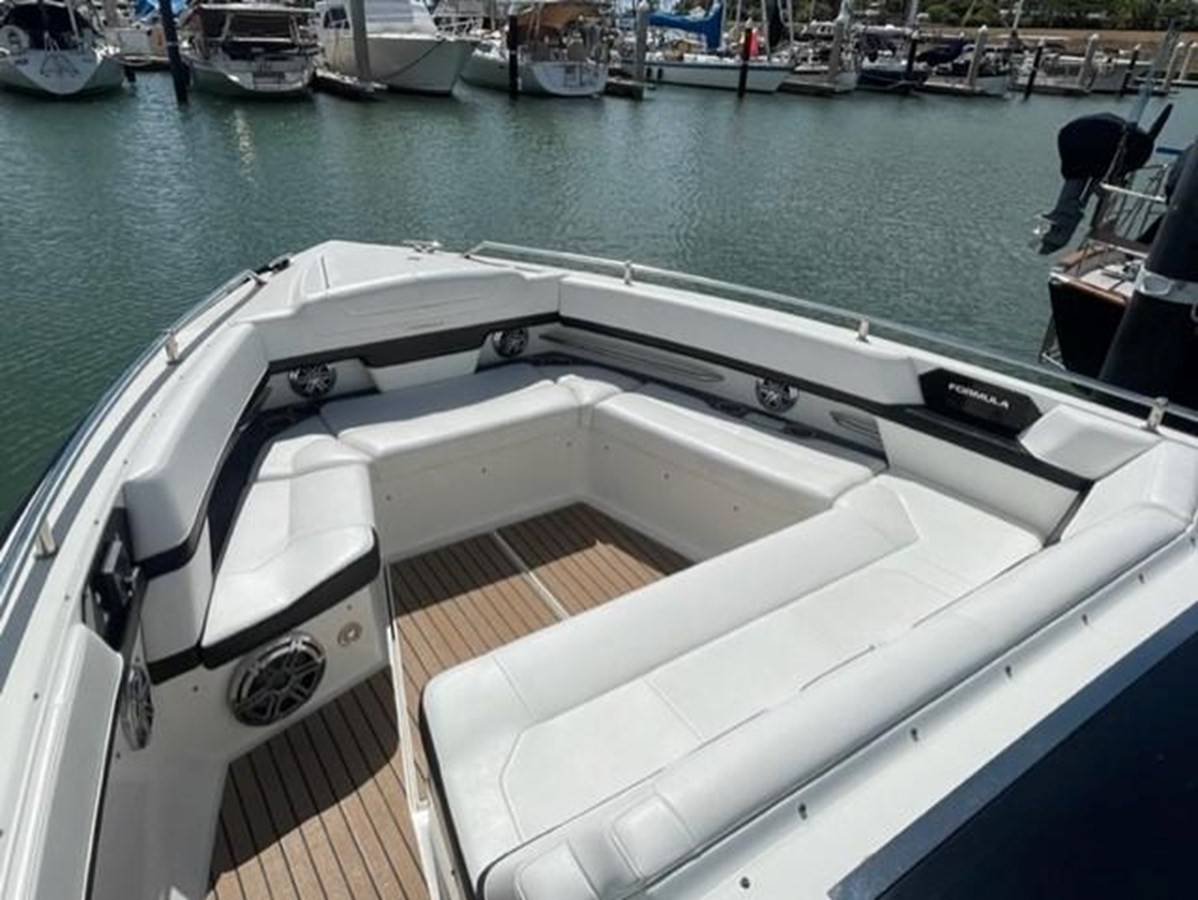 https://arconyachts.ams3.digitaloceanspaces.com/153259/conversions/large_3598291-optimize.jpg