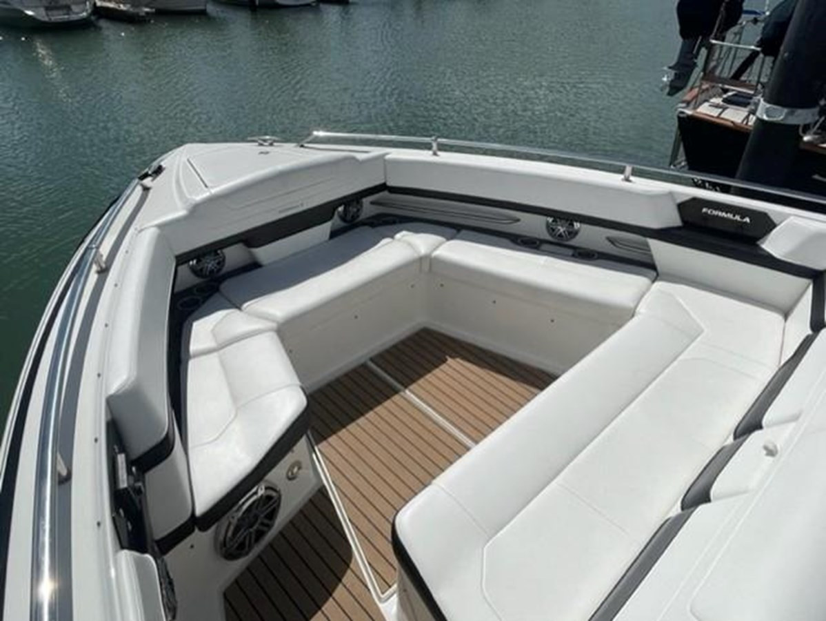 https://arconyachts.ams3.digitaloceanspaces.com/153262/conversions/large_3598292-optimize.jpg