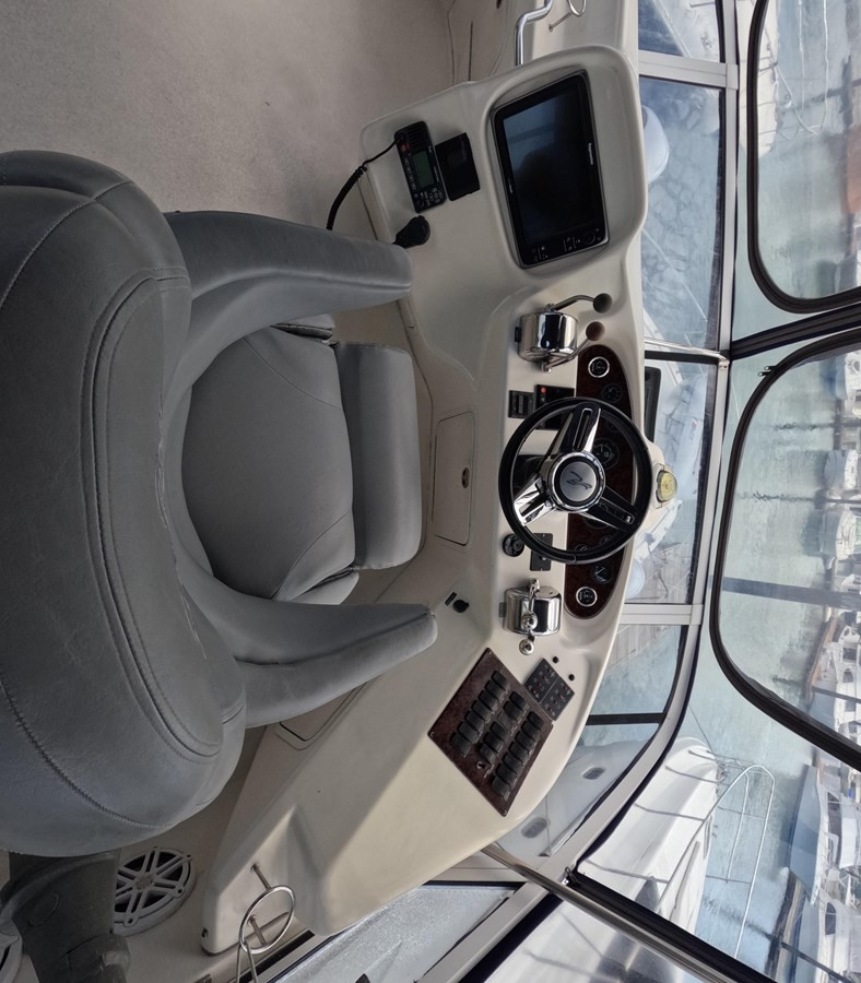 https://arconyachts.ams3.digitaloceanspaces.com/153318/conversions/large_3752411-optimize.jpg