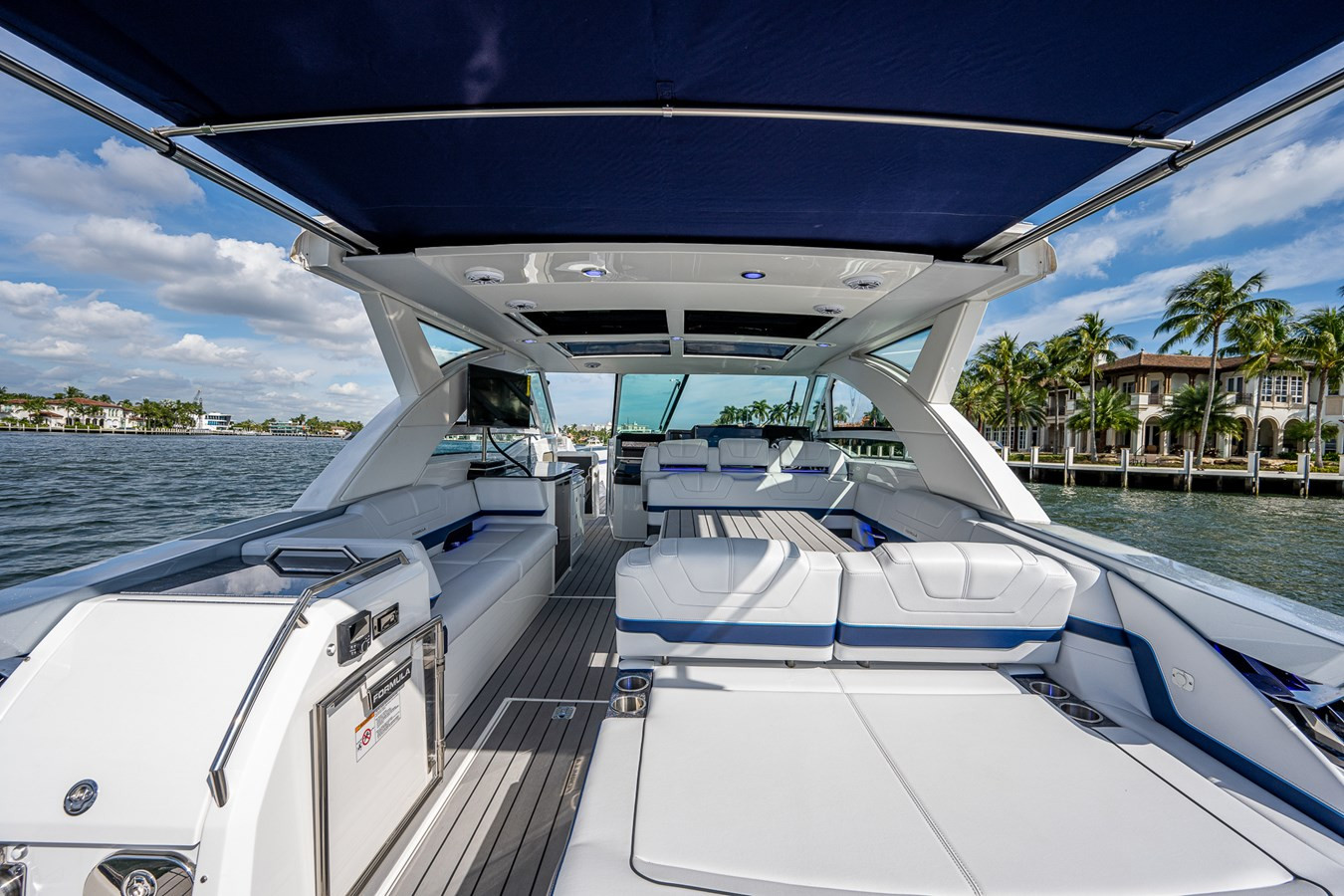 https://arconyachts.ams3.digitaloceanspaces.com/153348/conversions/large_3695807-optimize.jpg