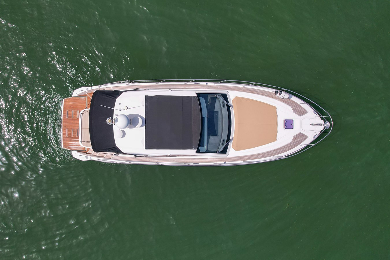 https://arconyachts.ams3.digitaloceanspaces.com/153483/conversions/large_3948106-optimize.jpg