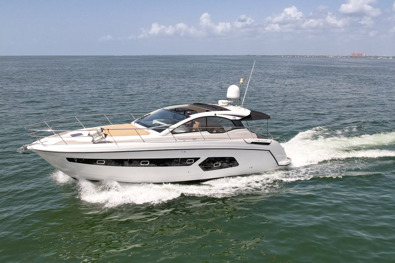 https://arconyachts.ams3.digitaloceanspaces.com/153523/conversions/large_3948120-optimize.jpg