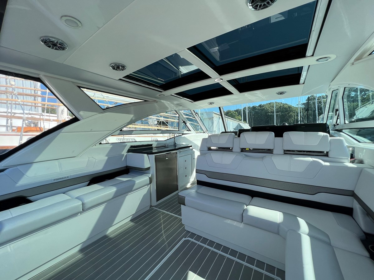 https://arconyachts.ams3.digitaloceanspaces.com/153533/conversions/large_3958707-optimize.jpg