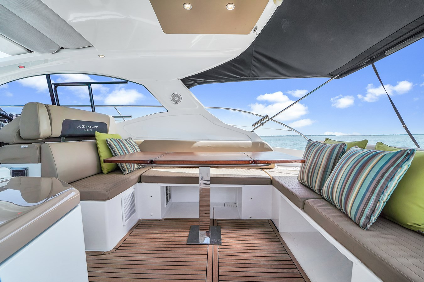 https://arconyachts.ams3.digitaloceanspaces.com/153564/conversions/large_3948161-optimize.jpg