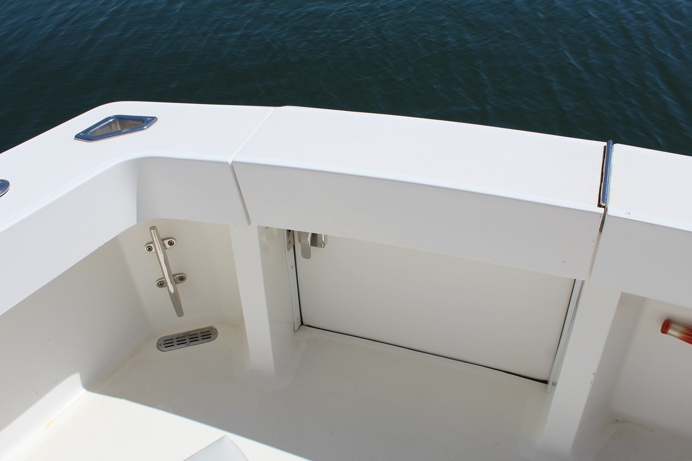 https://arconyachts.ams3.digitaloceanspaces.com/153735/conversions/large_4146492-optimize.jpg