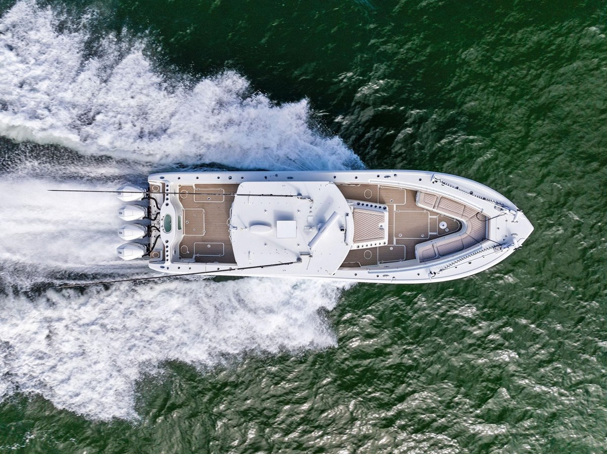 https://arconyachts.ams3.digitaloceanspaces.com/153763/conversions/large_4277442-optimize.jpg