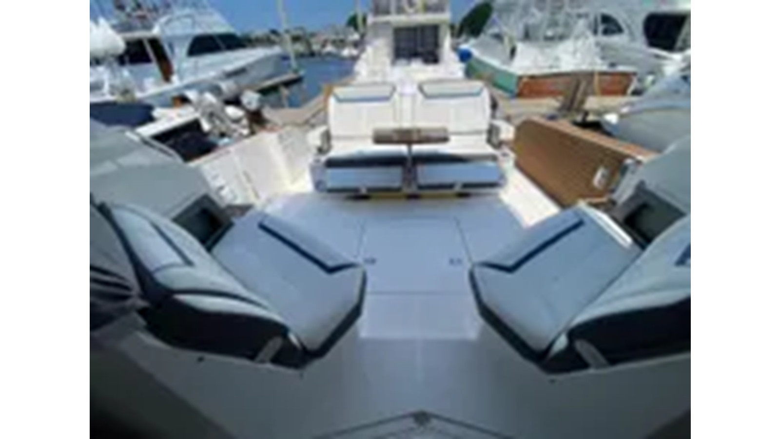 https://arconyachts.ams3.digitaloceanspaces.com/153973/conversions/large_4325660-optimize.jpg