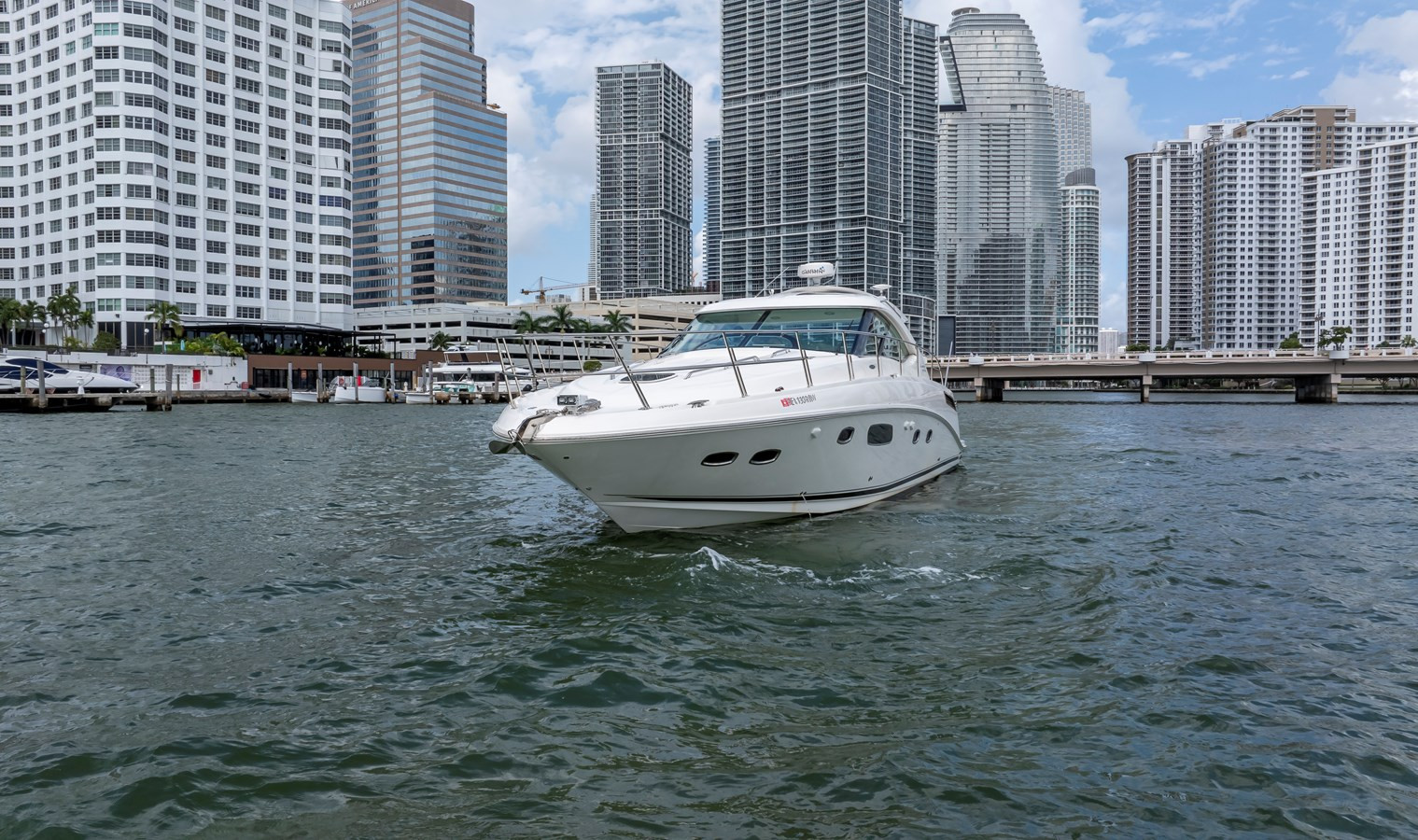 https://arconyachts.ams3.digitaloceanspaces.com/154192/conversions/large_4427095-optimize.jpg
