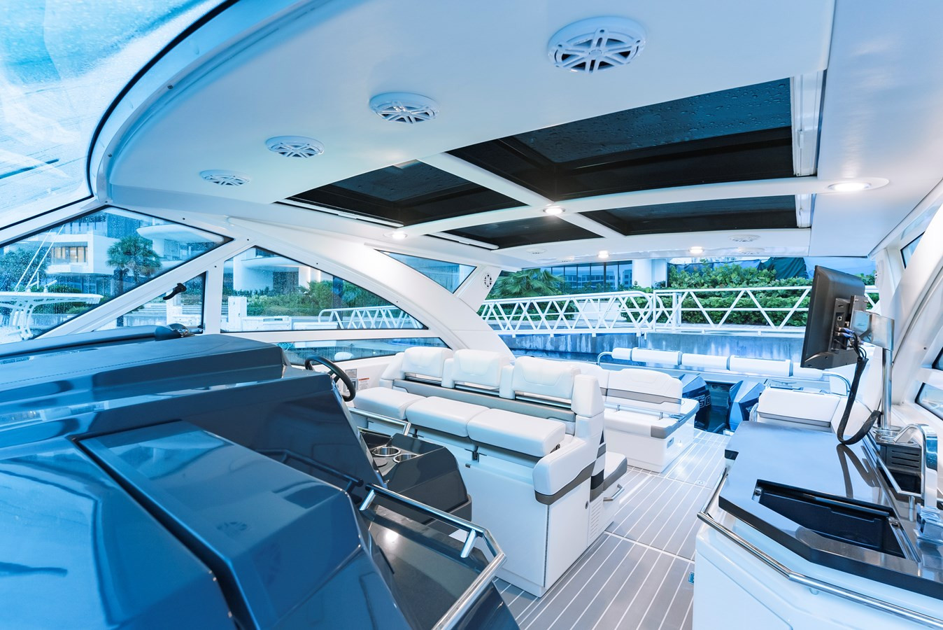 https://arconyachts.ams3.digitaloceanspaces.com/154262/conversions/large_4517602-optimize.jpg