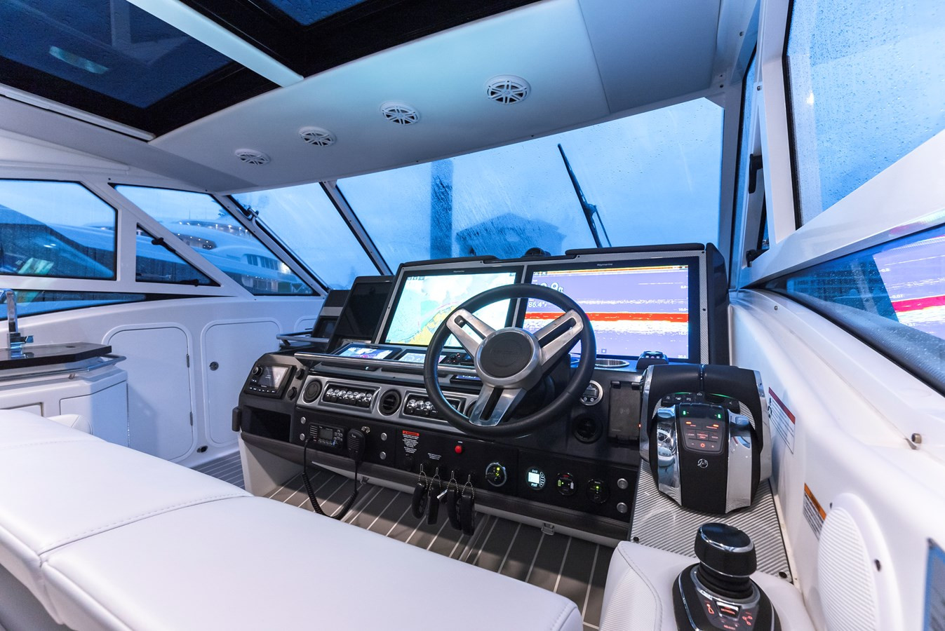 https://arconyachts.ams3.digitaloceanspaces.com/154296/conversions/large_4517613-optimize.jpg