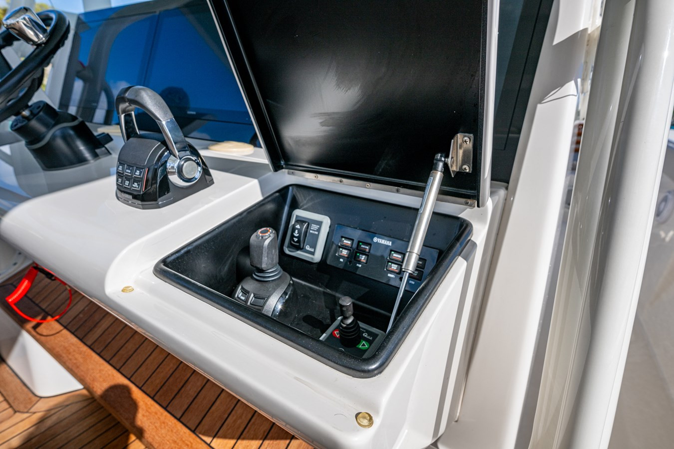 https://arconyachts.ams3.digitaloceanspaces.com/154335/conversions/large_4558834-optimize.jpg