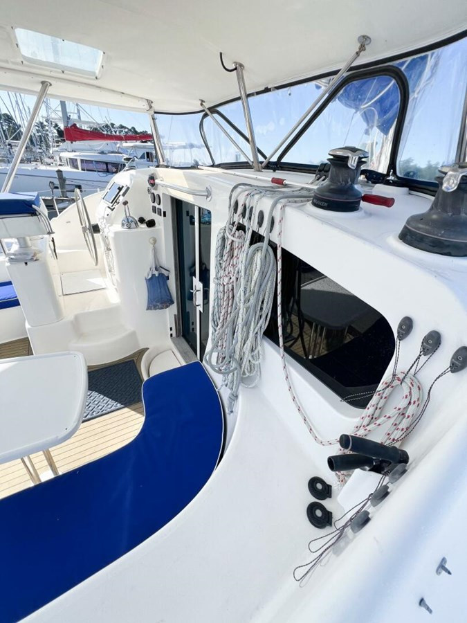 https://arconyachts.ams3.digitaloceanspaces.com/154428/conversions/large_4611394-optimize.jpg