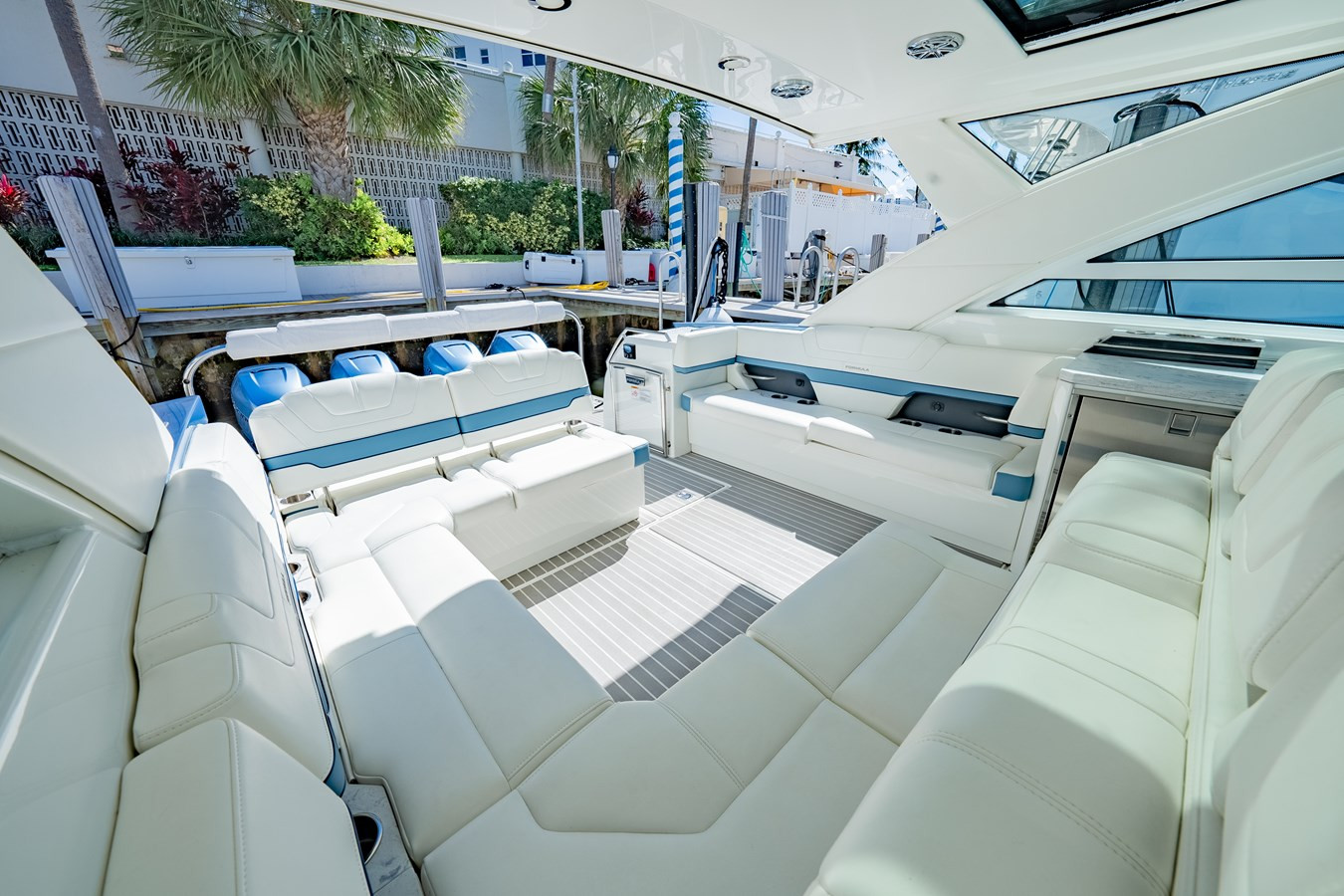 https://arconyachts.ams3.digitaloceanspaces.com/154436/conversions/large_4569296-optimize.jpg