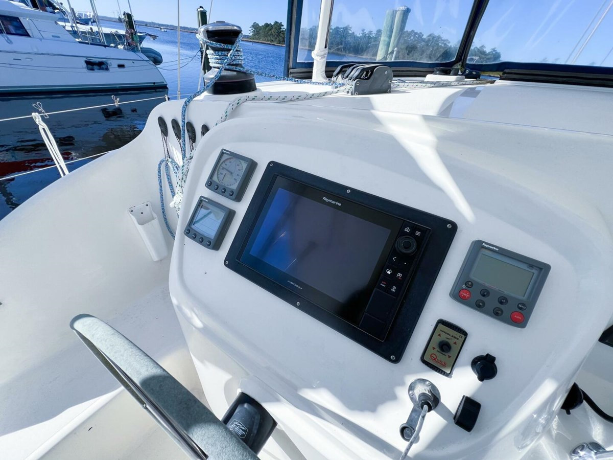 https://arconyachts.ams3.digitaloceanspaces.com/154444/conversions/large_4611400-optimize.jpg